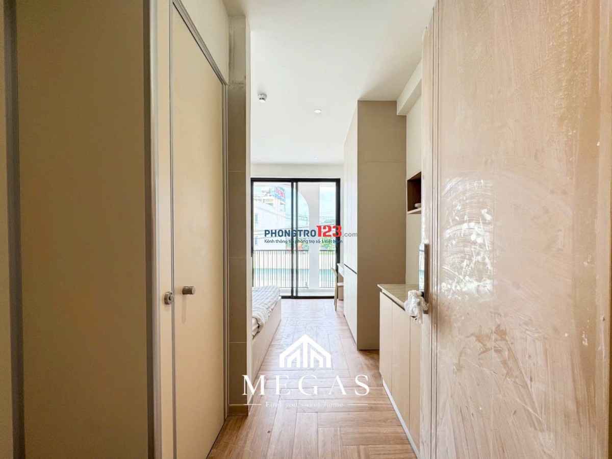 Studio Bancol thoáng ngay Nguyễn Văn Cừ quận 1 Full nội thất hiện đại siêu đẹp