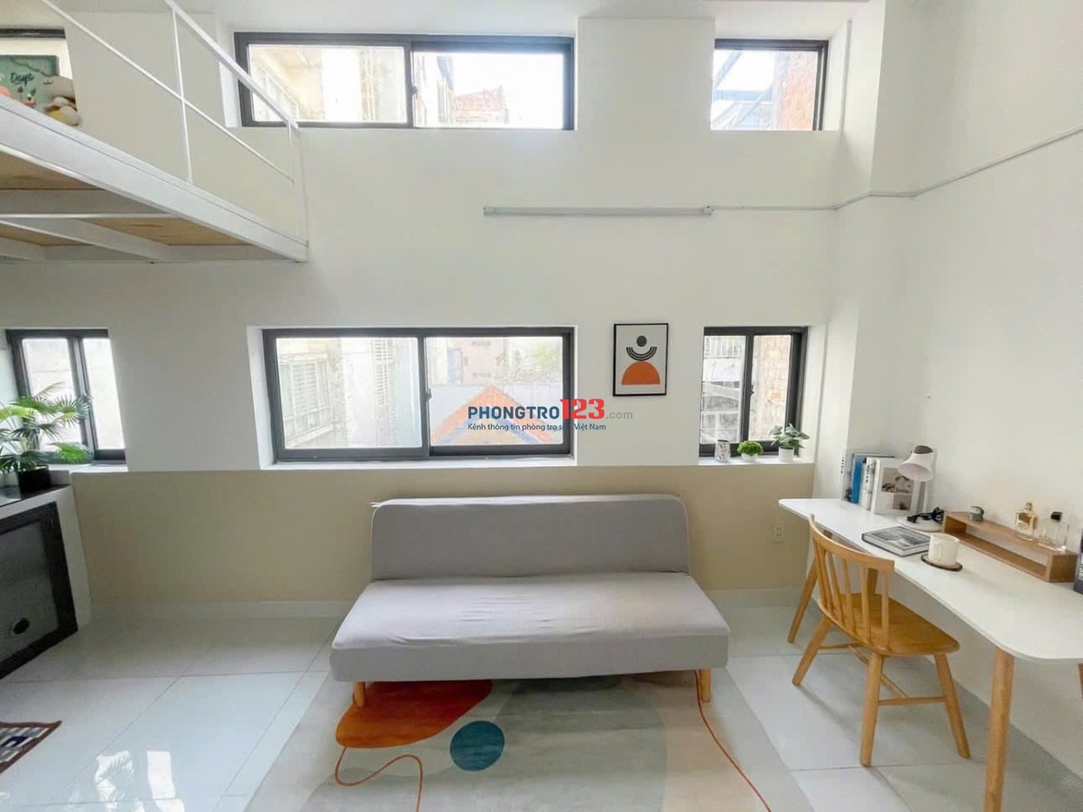 Cho Thuê DUPLEX FULL NỘI THẤT CÓ BẢO VỆ 24/24 ngay VÒNG XOAY DÂN CHỦ