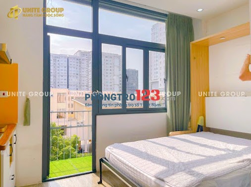 Cho thuê phòng ban công Bình Thạnh, full nội thất gần ngã tư hàng xanh UTH FTU2, có thang máy hầm xe