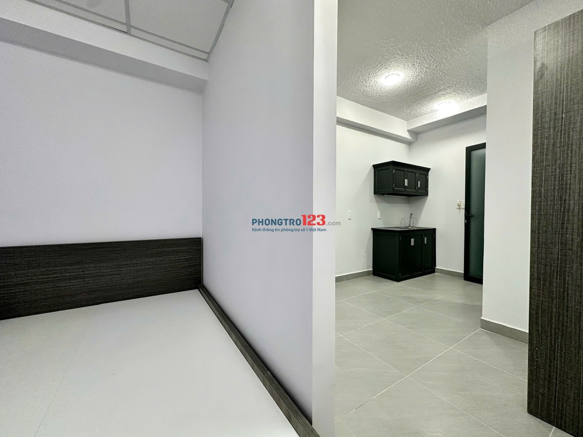 STUDIO CỬA SỔ TRỜI THOÁNG MÁT NGAY LUỸ BÁN BICH, VƯỜN LÀI