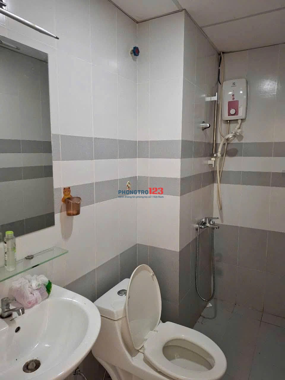 Tecco Green Nest- 2pn, 2wc, giá thuê 7,2 Tr/th đầy đủ nội thất, nhận nhà liền.
