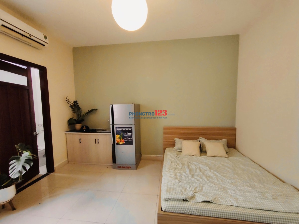 Studio Full Nội Thất(mới) Cửa Sổ Trời Lớn Tại Đinh Bộ Lĩnh chỉ 6.X