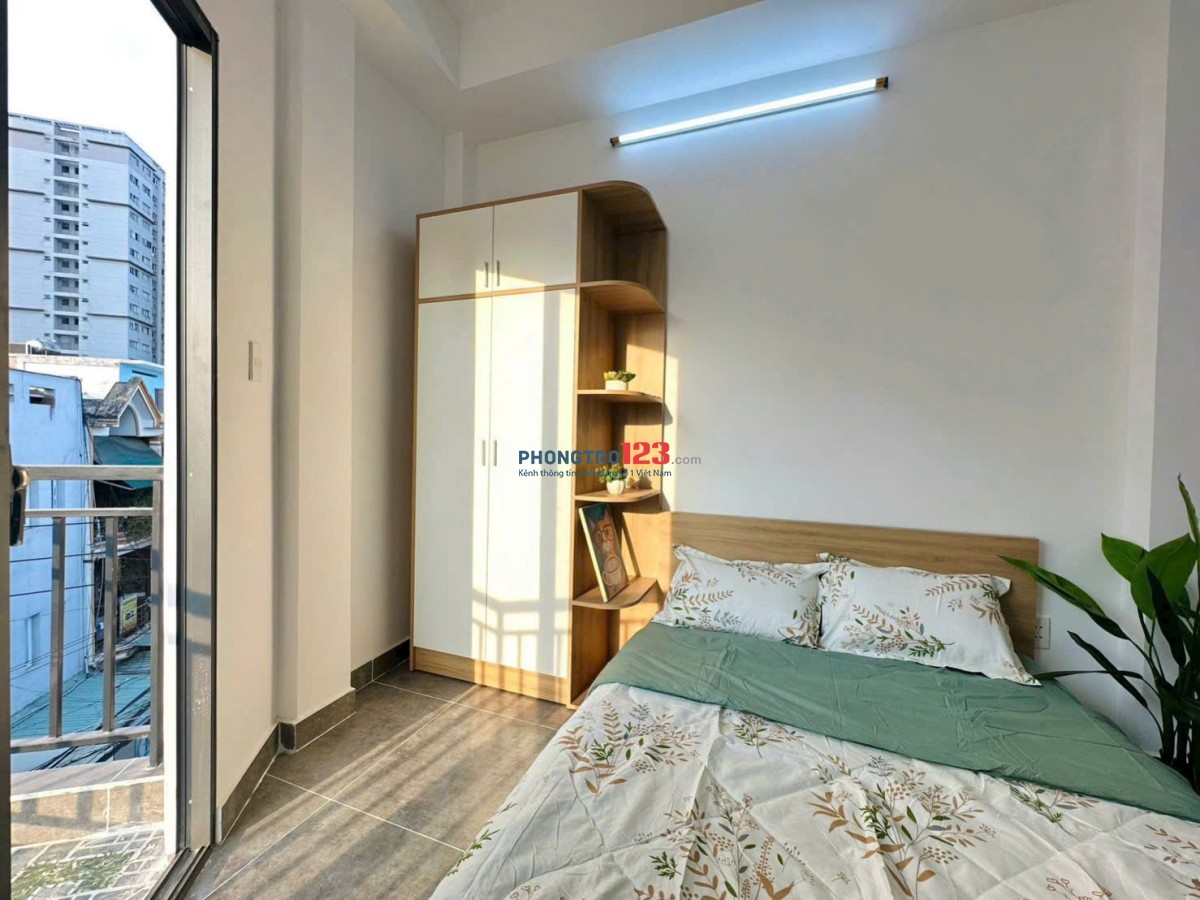 Cho thuê phòng ban công lớn, cực thoáng, Full NT – Nguyễn Xí, Bình Thạnh gần ĐH VLU, UTH, FTU2, IUH