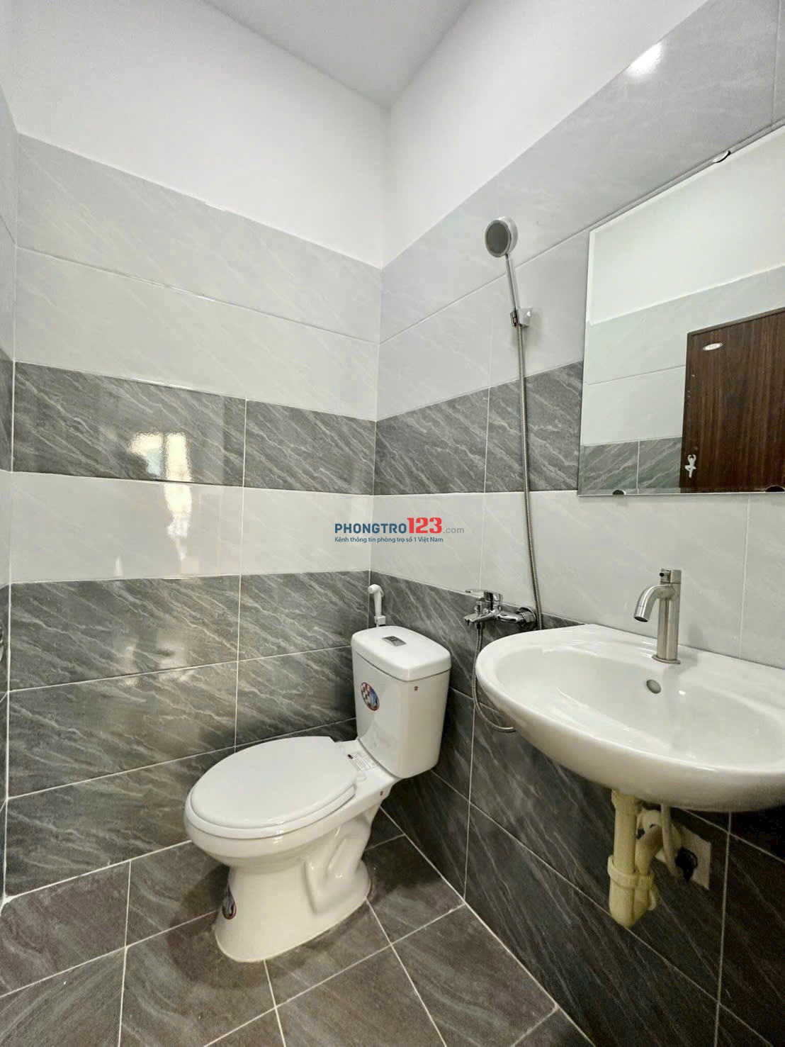 Cho thuê phòng ban công lớn, cực thoáng, Full NT – Nguyễn Xí, Bình Thạnh gần ĐH VLU, UTH, FTU2, IUH