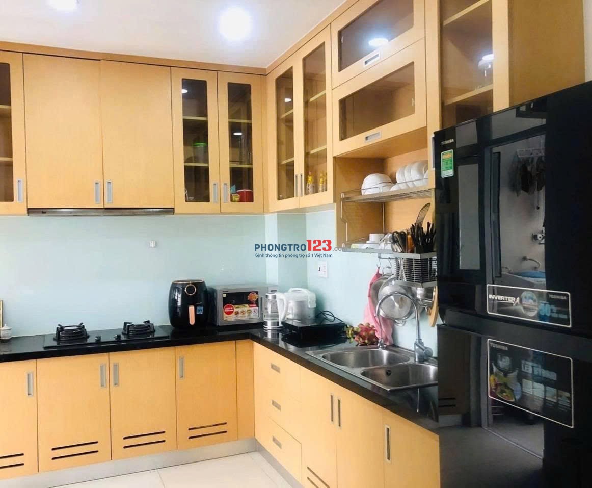 Moscow Tower- Ngay cầu tham lương Q.12, đầy đủ nội thất, 2PN, Giá 8,5 tr/th