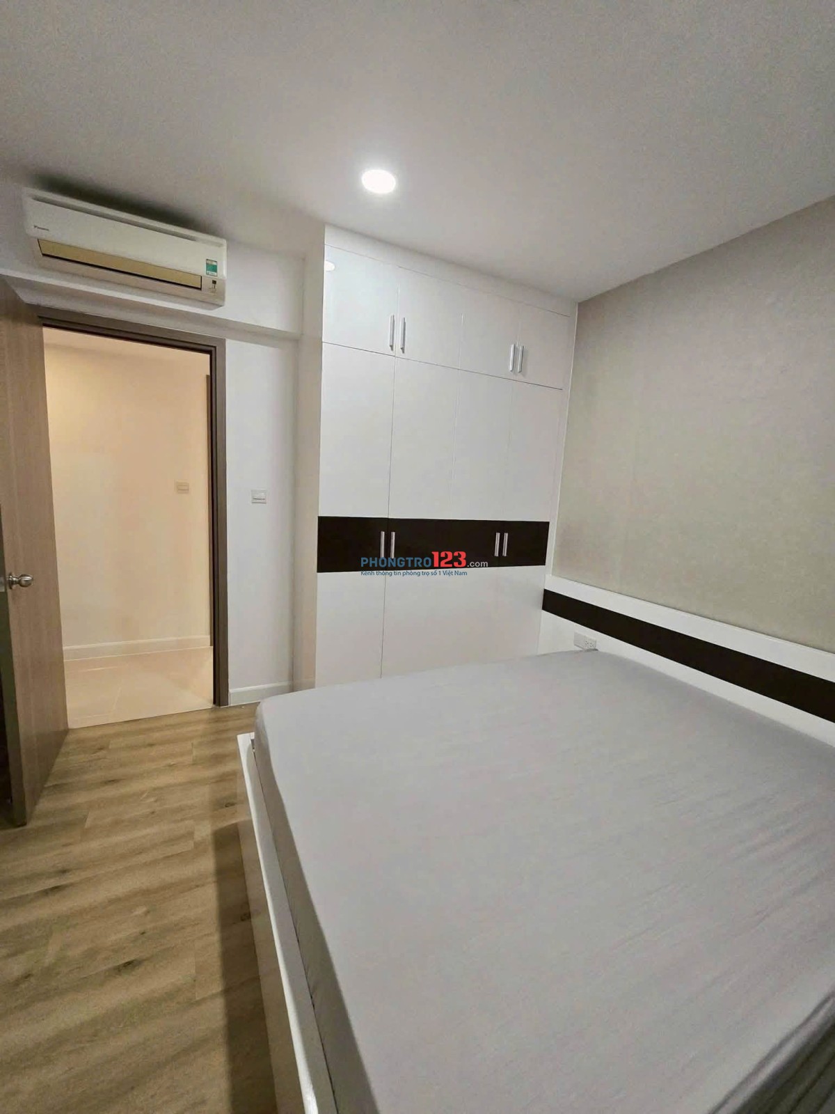 Căn Hộ Cộng Hòa Garden-2PN, 74m2 Nhận nhà liền, đầy đủ NT, giá 14.5tr/th