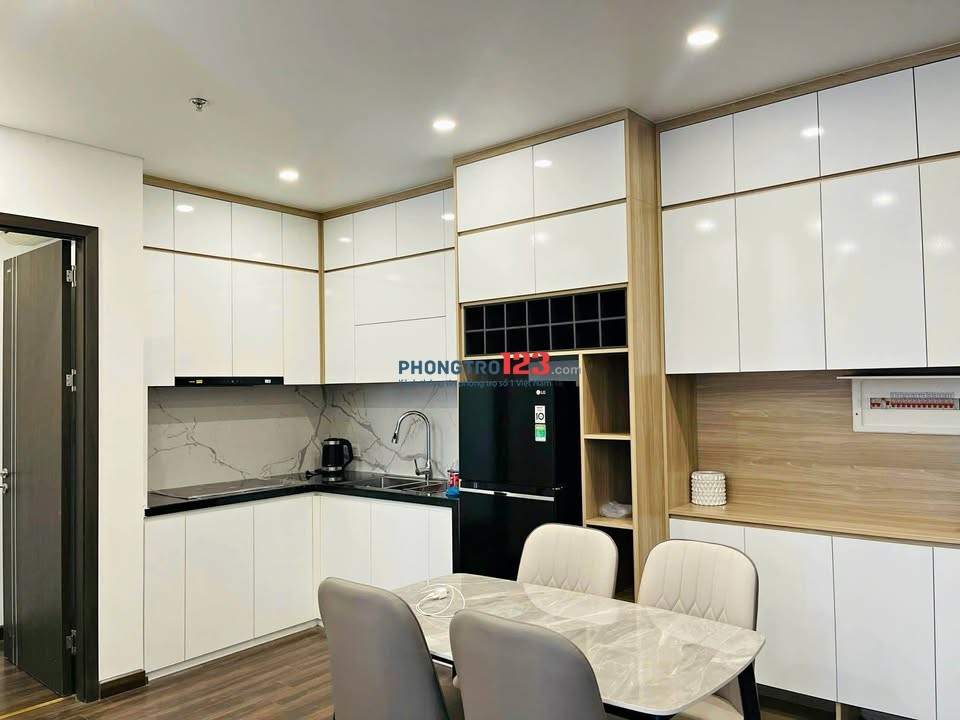 Cho thuê C/c Oriental Plaza, 685 Âu Cơ - 2PN, Full NT giá thuê 14tr/tháng