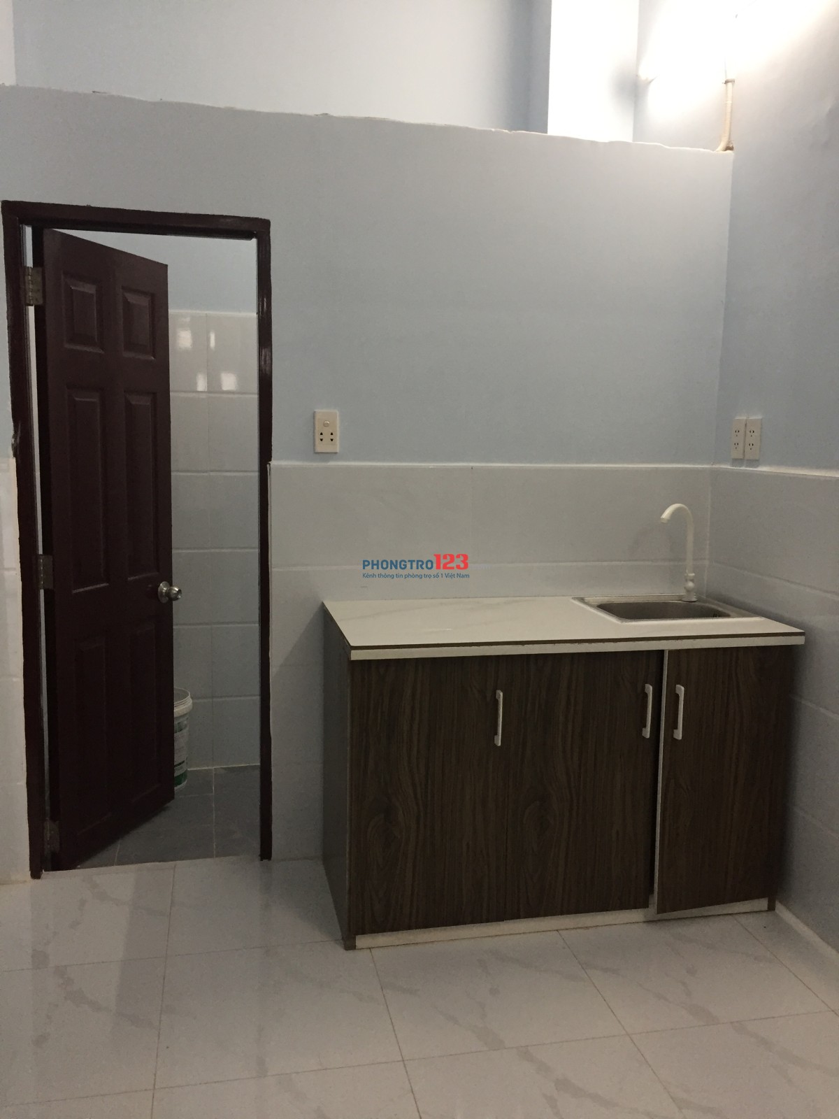Cho thuê phòng trọ mới xây nhà mặt tiền đường 33 P. Tân Kiểng