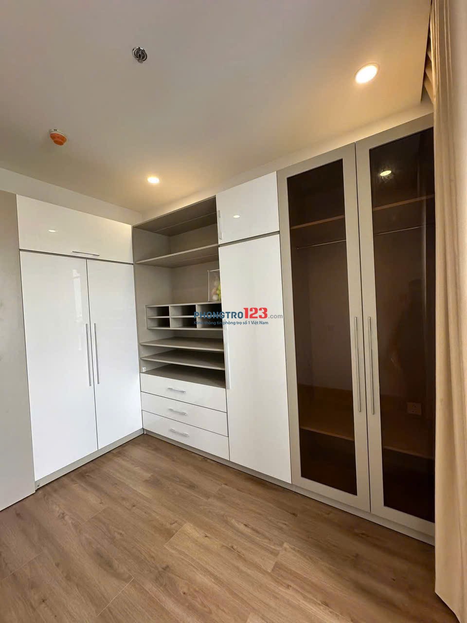 CC Sunny, Phạm Văn Đồng, GV. 70m2 2PN. Full NT. 14TR