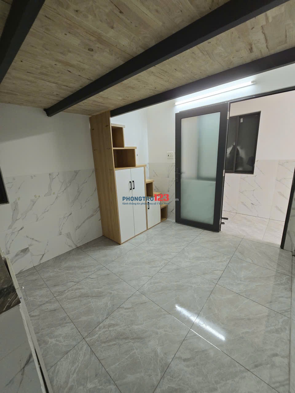 Phòng trọ có nội thất máy lạnh nệm quận 12