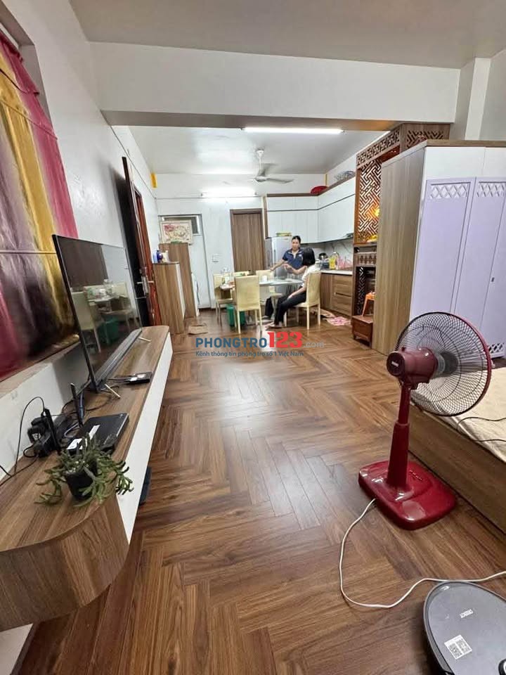 Cao ốc Phú Nhuận cho thuê căn 2PN, đầy đủ nội thất giá thuê chỉ 13tr/tháng