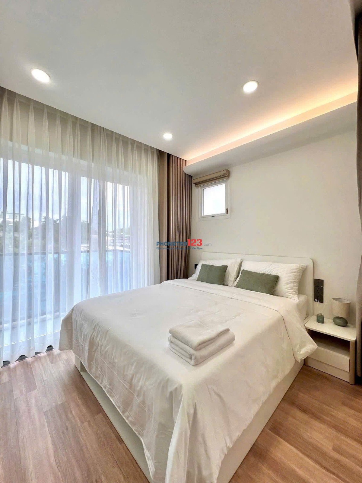 CHO THUÊ CĂN HỘ TÁCH BẾP FULL NỘI THẤT CÓ BAN CÔNG – NGUYỄN TRÃI, QUẬN 1