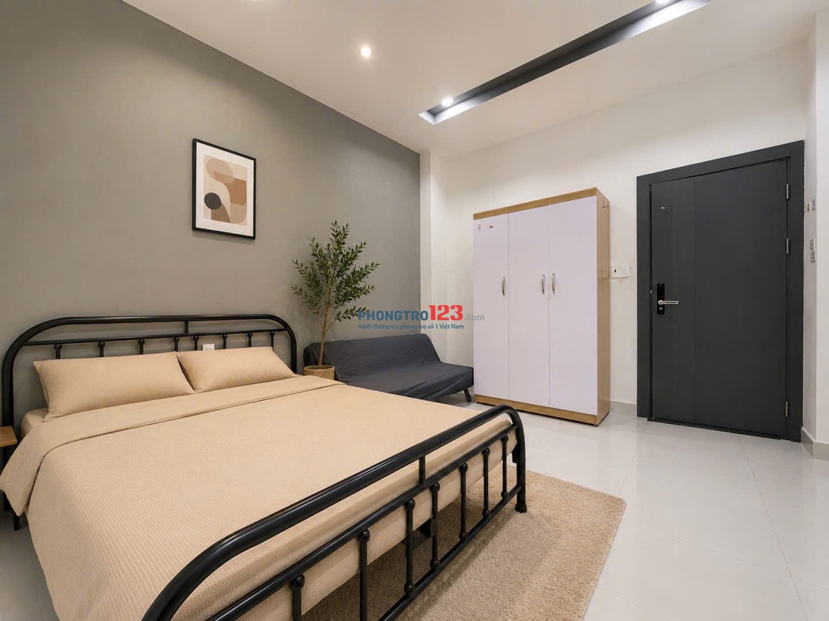 CĂN HỘ BAN CÔNG, FULL NỘI THẤT, SÁT QUẬN 1,3