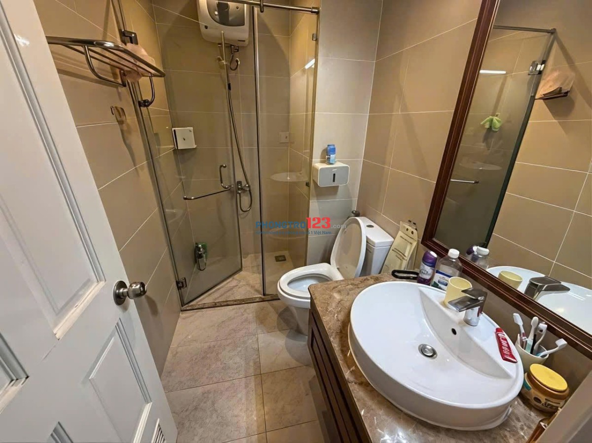 Chung cư Hoa Sen, đầy đủ nội thất 110m2, 3PN, Giá thuê 14,5