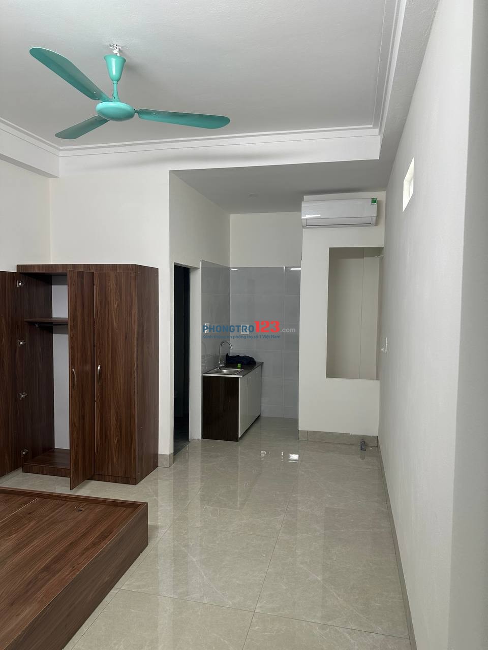 Phòng Trọ mới Tinh cách Học Viện Chính Sách & Phát Triển 50m đi bộ