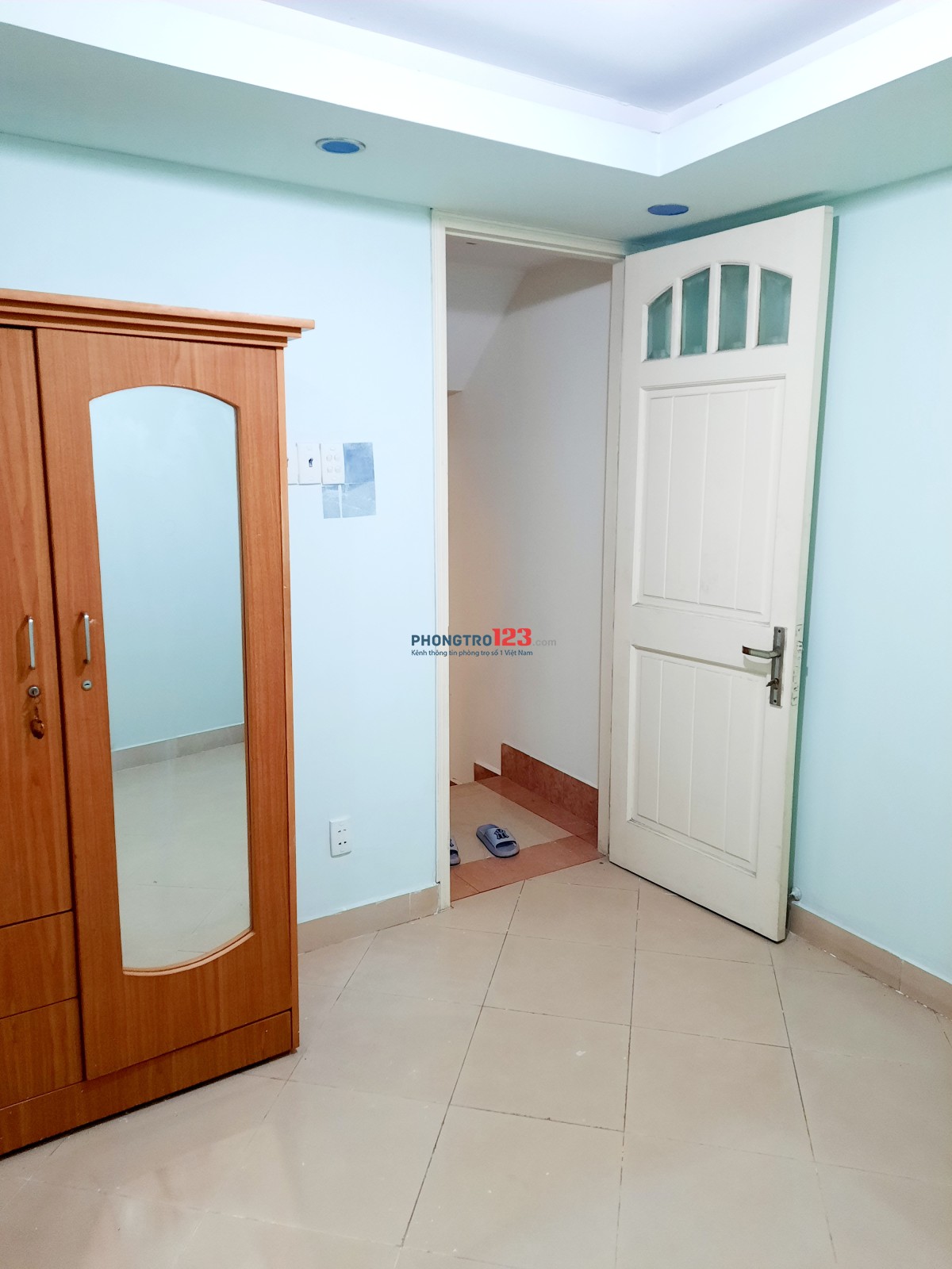 Cho Thuê Phòng Q3.rộng rãi thoải mái.cửa sổ.nội thất đầy đủ 2tr9