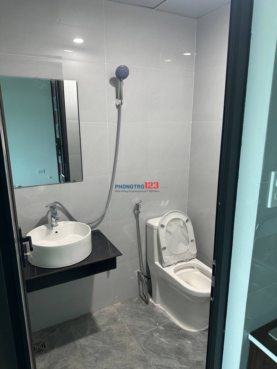 Phòng Trọ mới Tinh cách Học Viện Chính Sách & Phát Triển 50m đi bộ