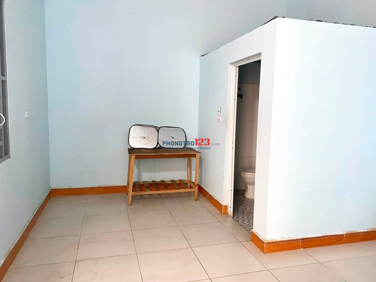Phòng trọ sẵn - đối diện Bách Hoá Xanh