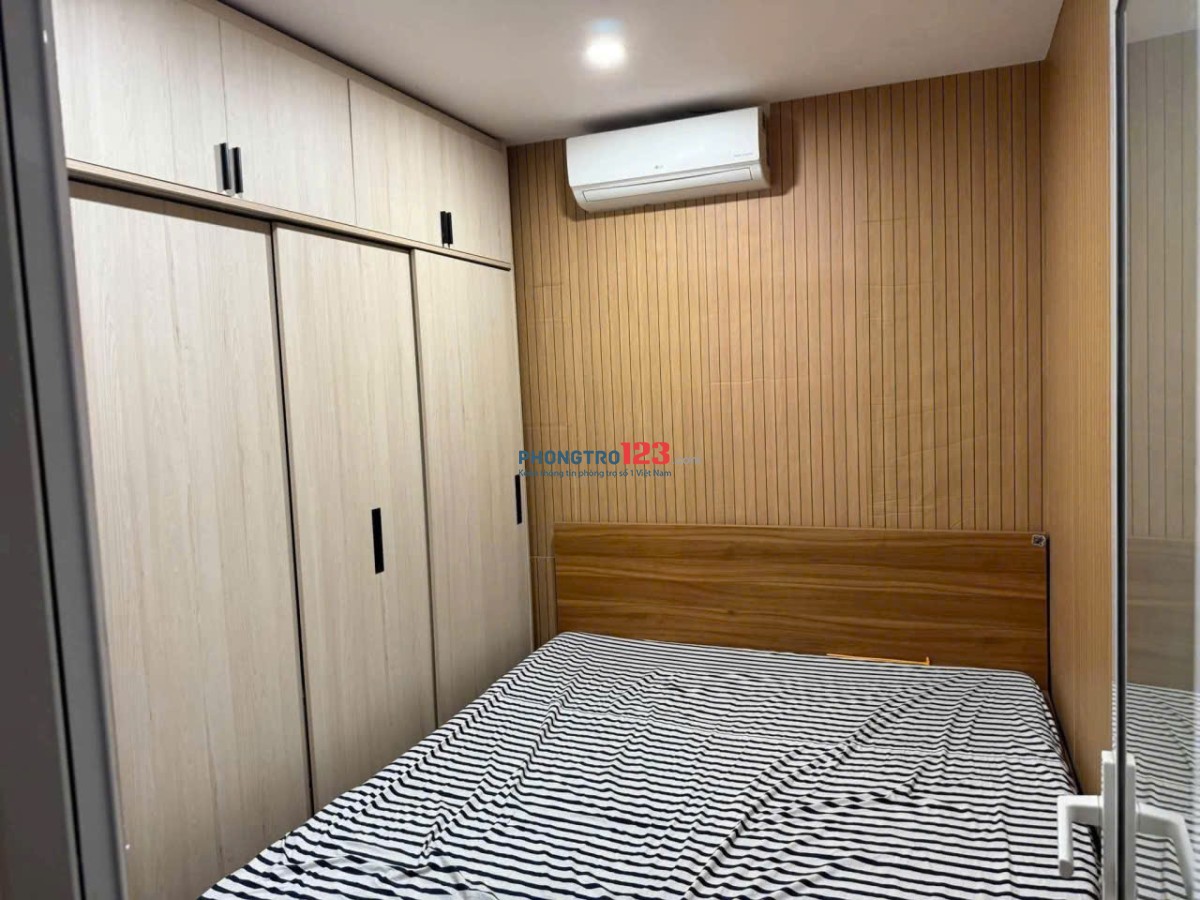 Nhà riêng 2p ngủ- đường Cô Giang-Cầu Kiều, sẵn nội thất giá 15tr/tháng
