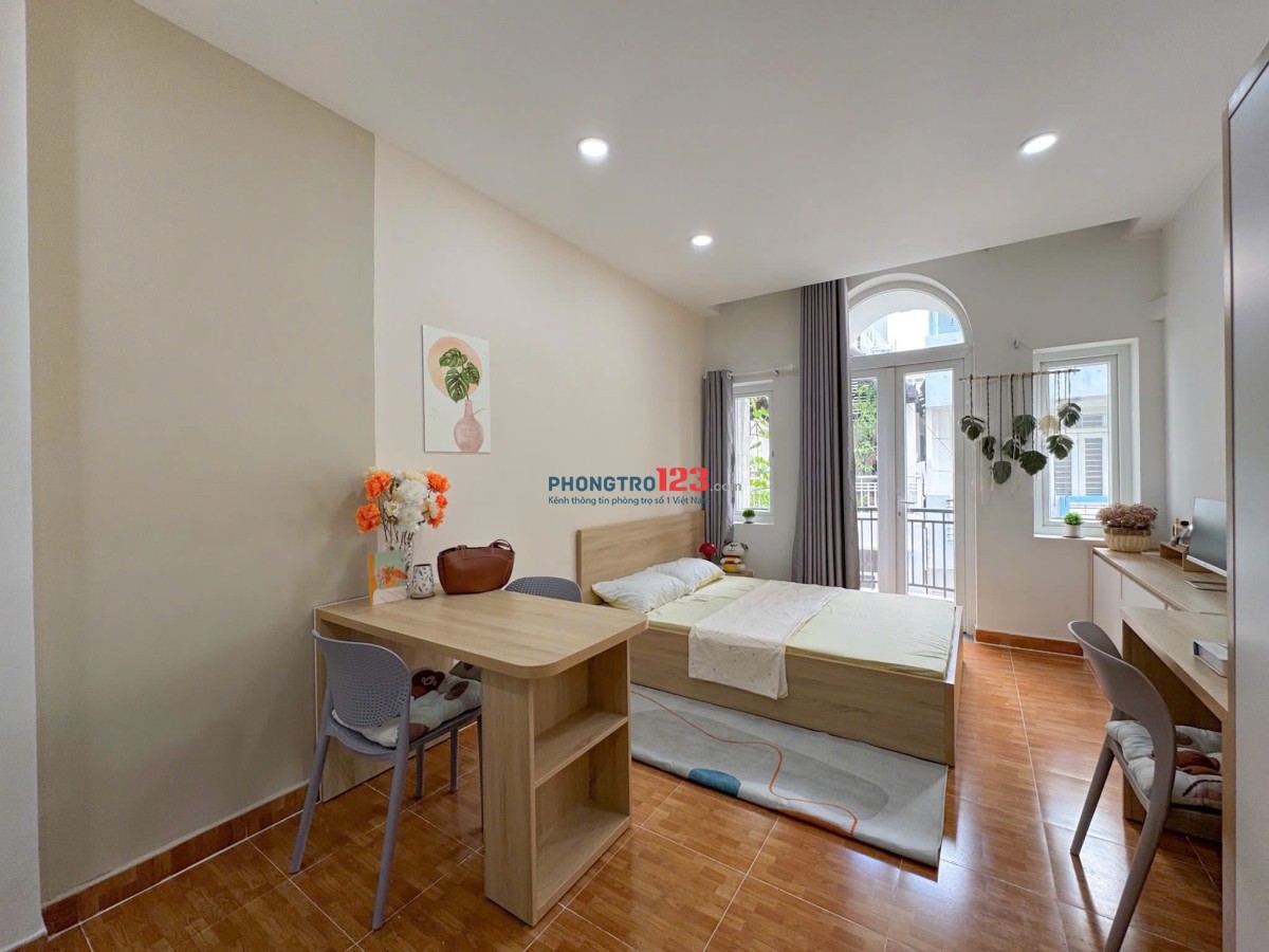 PHÒNG 45m2 MỚI SIÊU ĐẸP – BAN CÔNG LỚN GIÁP QUẬN 1 | FULL NỘI THẤT MỚI | ĐIỆN BIÊN PHỦ, BÌNH THẠNH