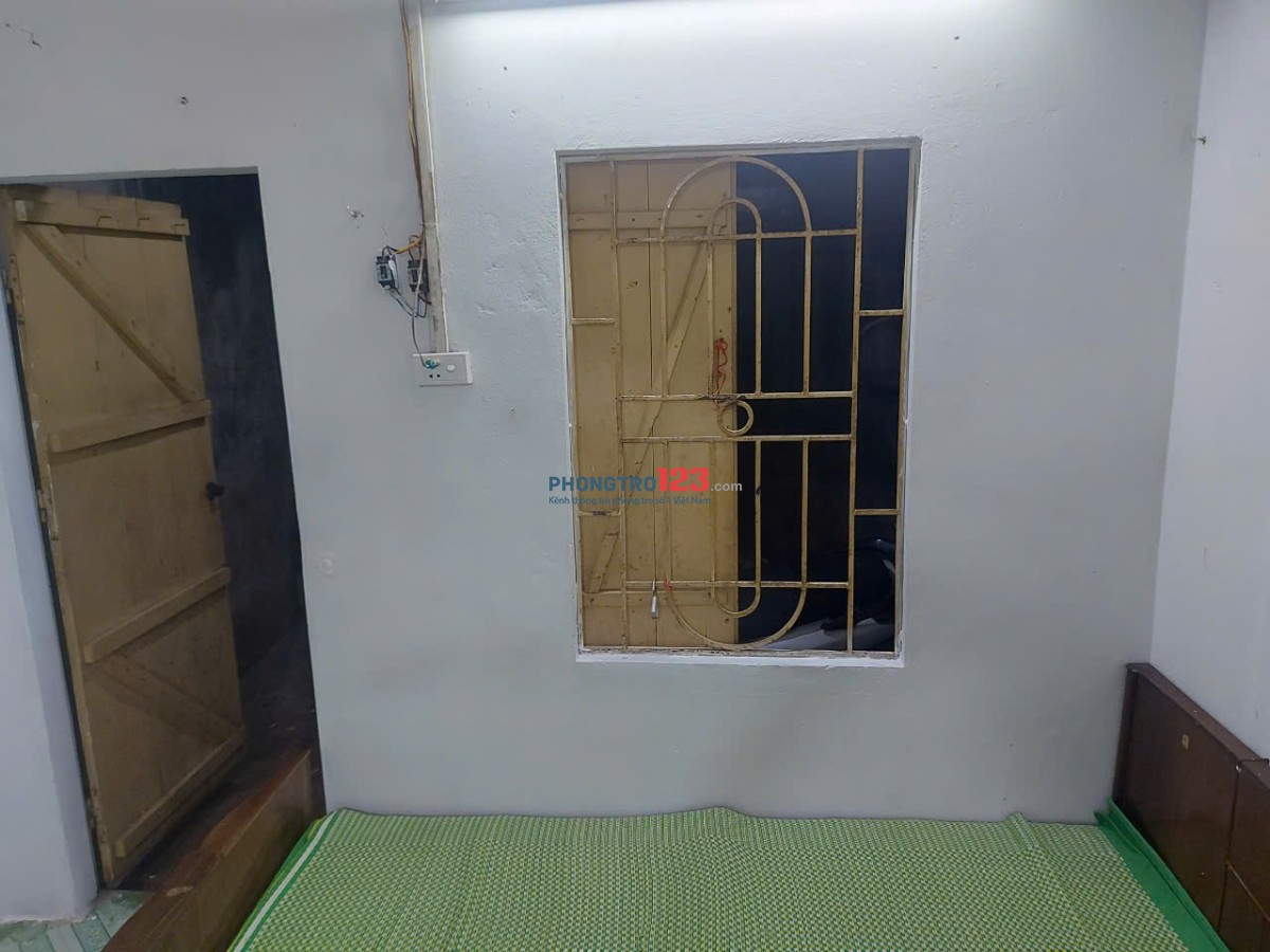 Cho thuê phòng trọ Hà Nội 30m2 (20m2 +10m2 gác xép)