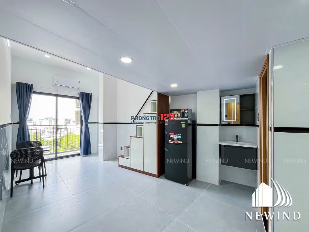 CHO THUÊ DUPLEX FULL NỘI THẤT BAN CÔNG NGAY HÀNG XANH TẠI UNG VĂN KHIÊM