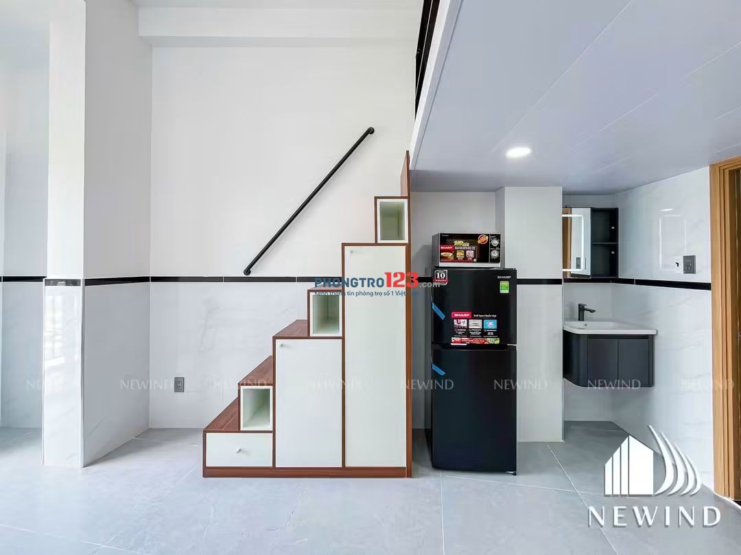 CHO THUÊ DUPLEX FULL NỘI THẤT BAN CÔNG NGAY HÀNG XANH TẠI UNG VĂN KHIÊM
