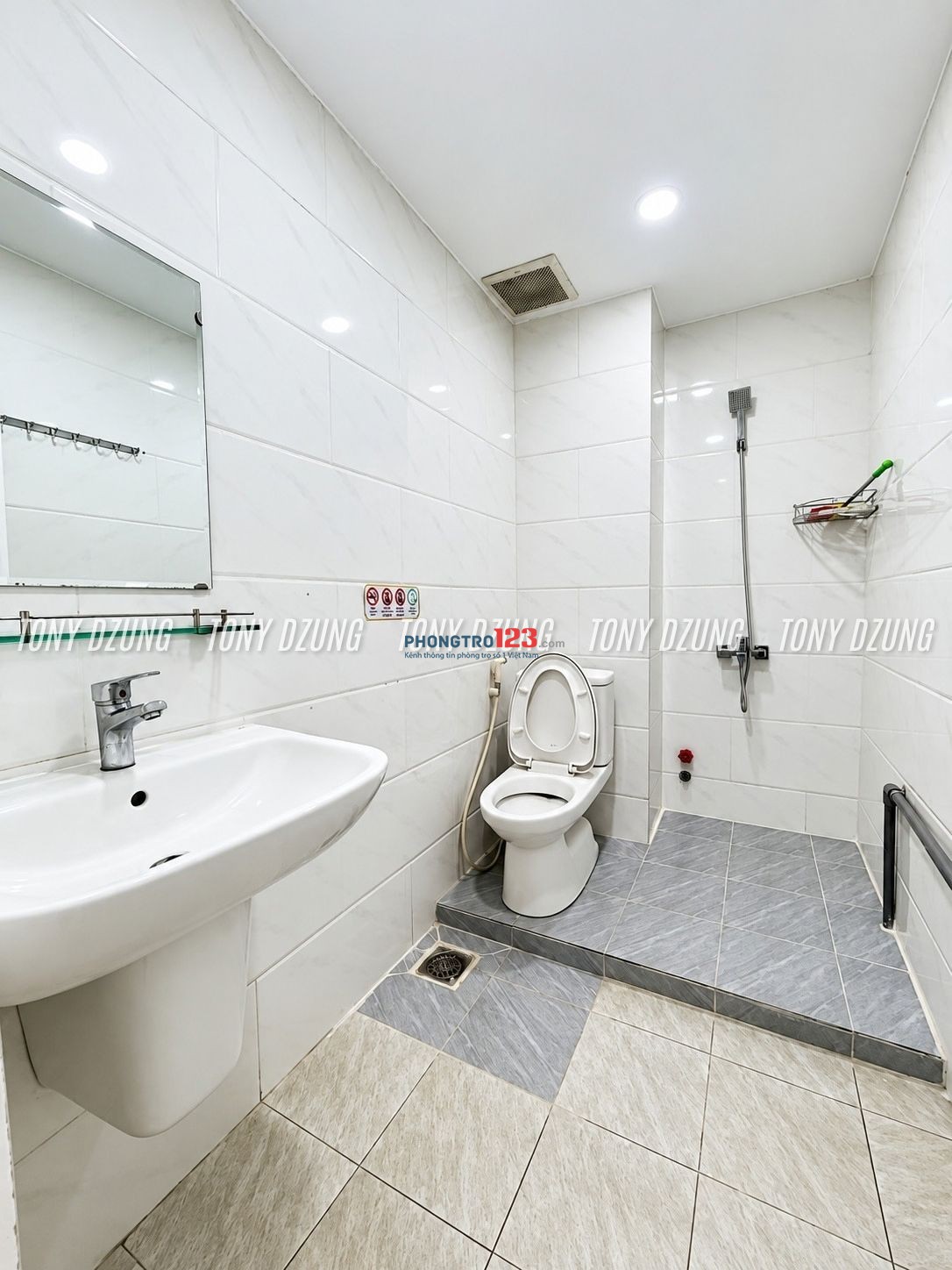 KTX CAO CẤP – FULL NỘI THẤT – GẦN NGÃ TƯ PHAN VĂN TRỊ - NGUYỄN OANH - QUA IUH CỰC GẦN