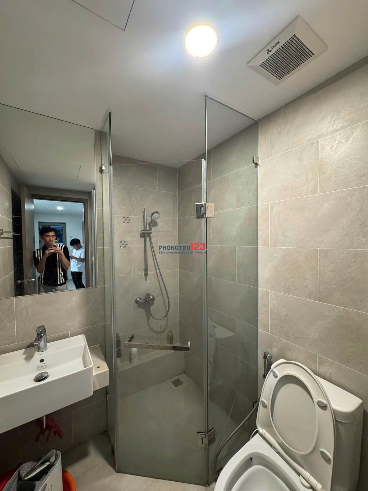 Ruby Garden-Tân Bình, đầy đủ nội thất, 84m2, 2PN, giá thuê 10 triệu/th