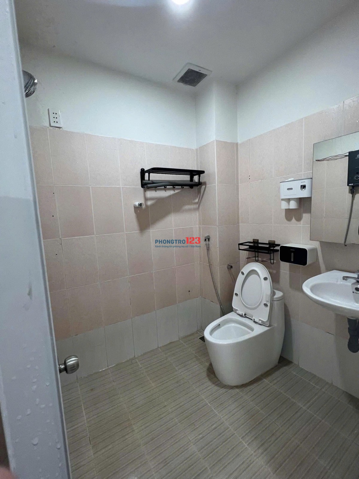 C/c 10A Trần Nhật Duật- căn 57m2-1p ngủ giá 9,5tr/tháng