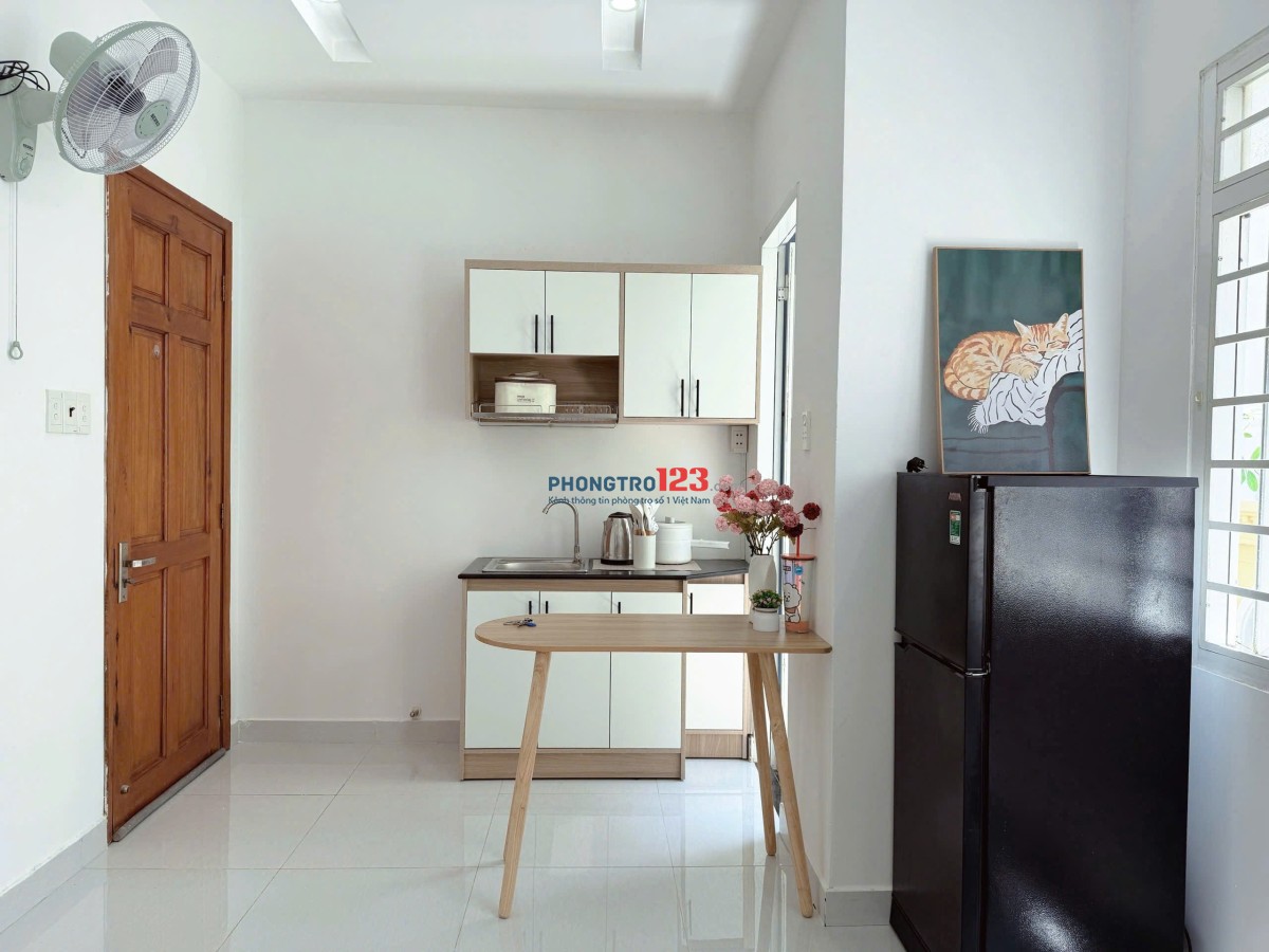 Cho thuê phòng có ban công, full nội thất – Nguyễn Xí, Bình Thạnh gần VLU, IUH, FTU