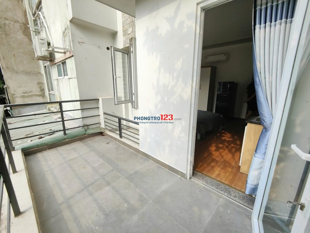 Cho Thuê Căn Hộ Studio Ban Công - Cửa Sổ Trời Ngay Nguyễn Văn Khối