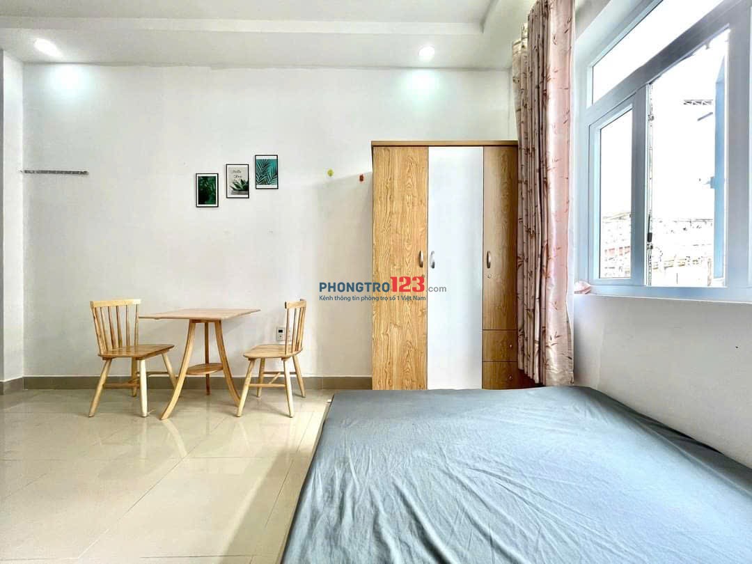 Cho thuê phòng Bình Thạnh siêu thoáng 30m2, full nội thất gần ngã tư hàng xanh, UTH, FTU2 tiện đi Q1