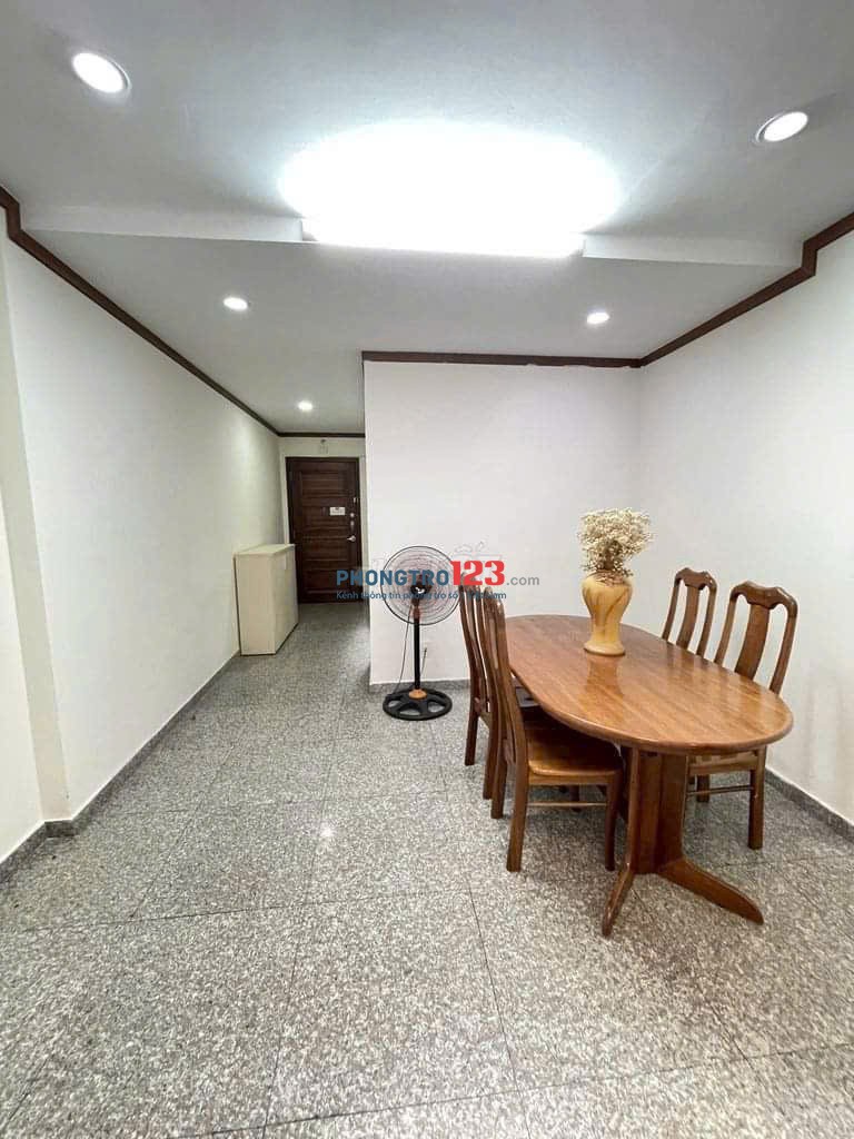 Phòng cho anh trai say hi an ninh 24/24 tại Q7 gần UFM, TĐT, RMIT ️
