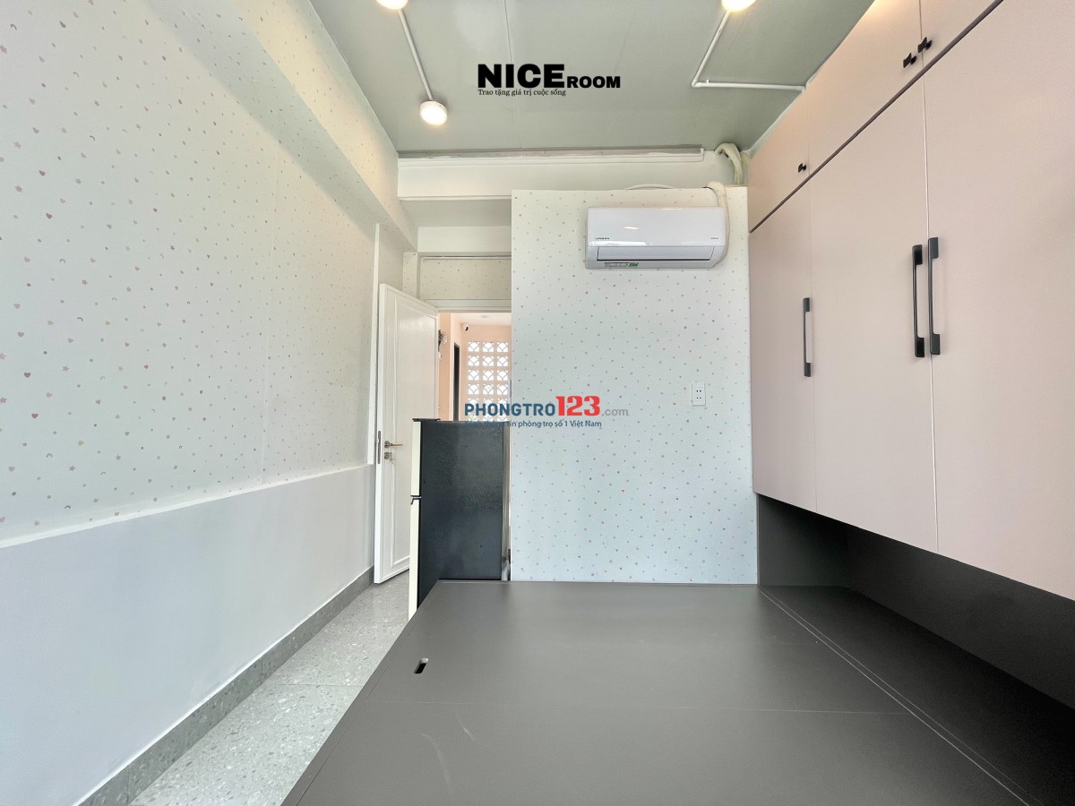 CĂN HỘ CỬA SỔ LỚN THOÁNG CÓ MÁY GIẶT RIÊNG BÌNH THẠNH, SÁT BÊN Q1 - GẦN HUTECH, FTU, HIU UTH UEF