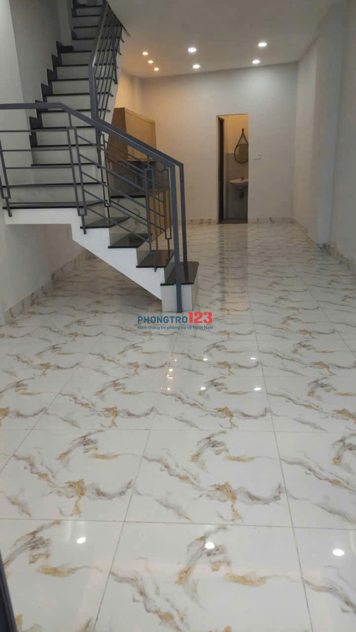 Nhà 1 lầu, 2p ngủ, 2wc hẻm 270 Phan Đình Phùng giá 14tr/tháng