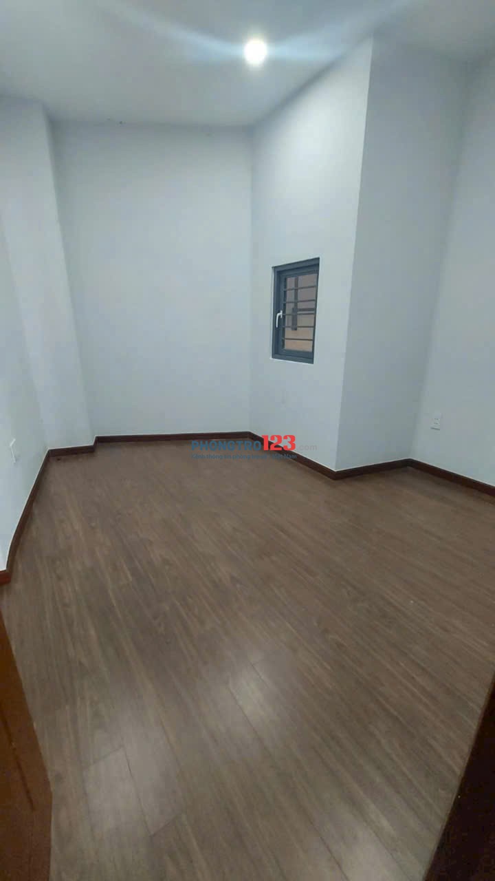 Nhà 1 lầu, 2p ngủ, 2wc hẻm 270 Phan Đình Phùng giá 14tr/tháng