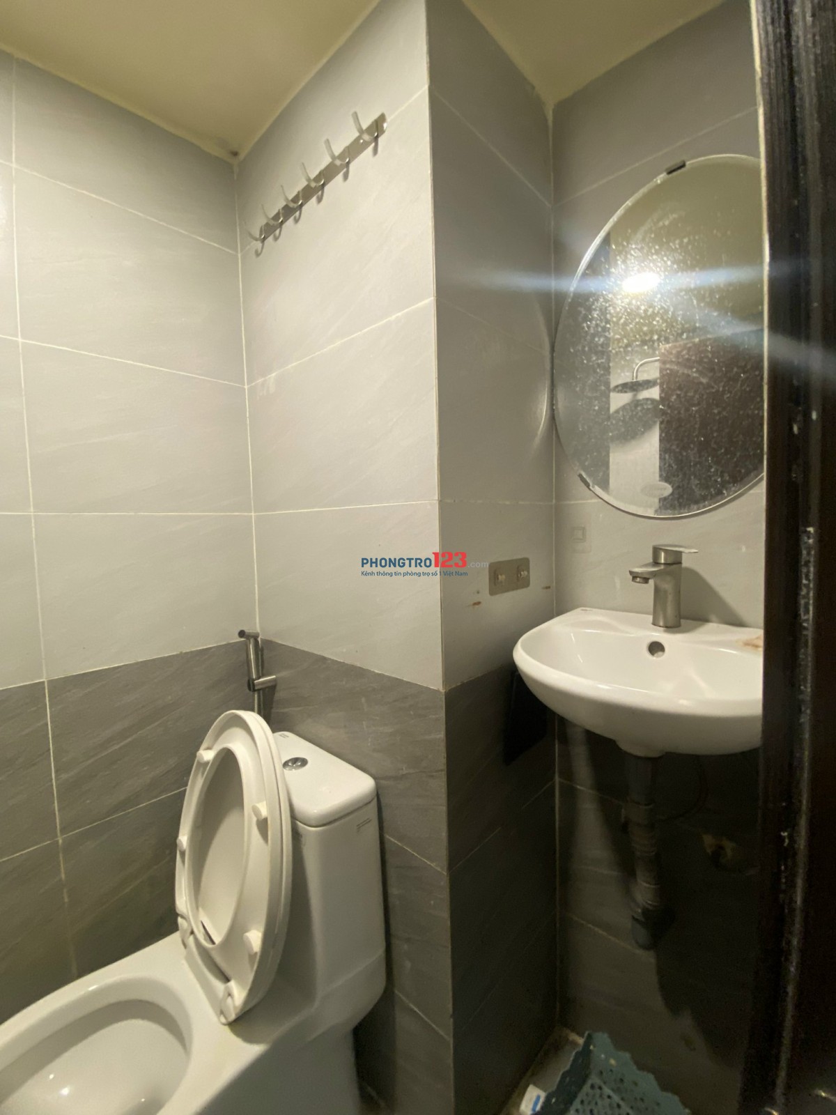 CHO THUÊ CĂN HỘ DUPLEX ( GÁC ) - GIÁ CỰC KÌ RẺ VỚI CĂN HỘ CÓ GÁC - QUẬN 4