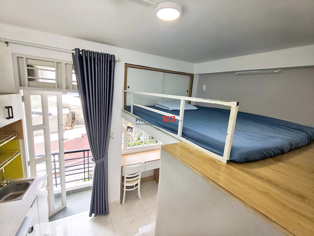 CHO THUÊ PHÒNG CÓ GÁC CÓ BAN CÔNG THOÁNG VÀ MÁY GIẶT RIÊNG PHÚ NHUẬN, TIỆN ĐI QUẬN 1, 3, BÌNH THẠNH