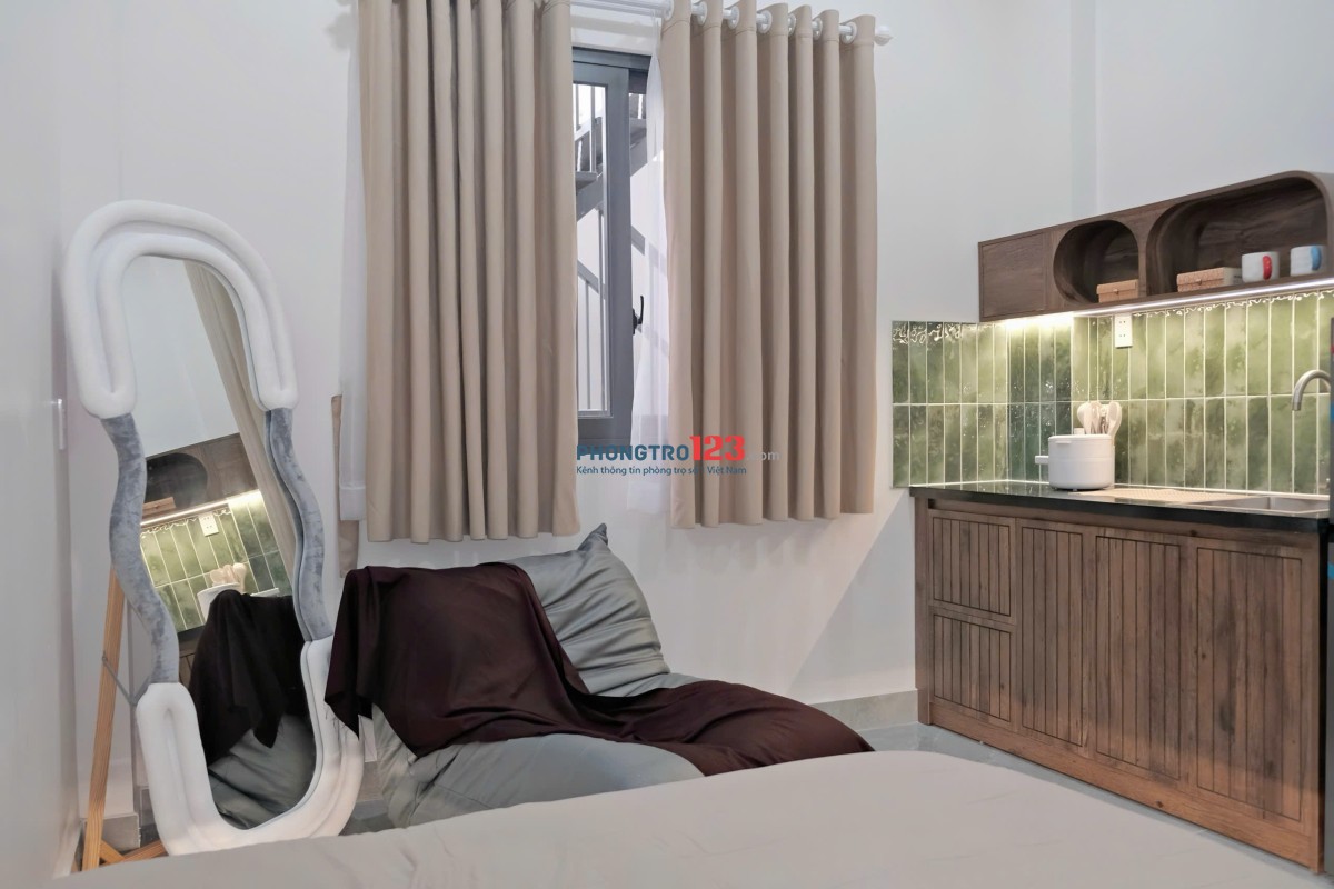 Cho thuê căn hộ mini cửa sổ lớn full nội thất gần Landmark 81 – Nơ Trang Long, Bình Thạnh