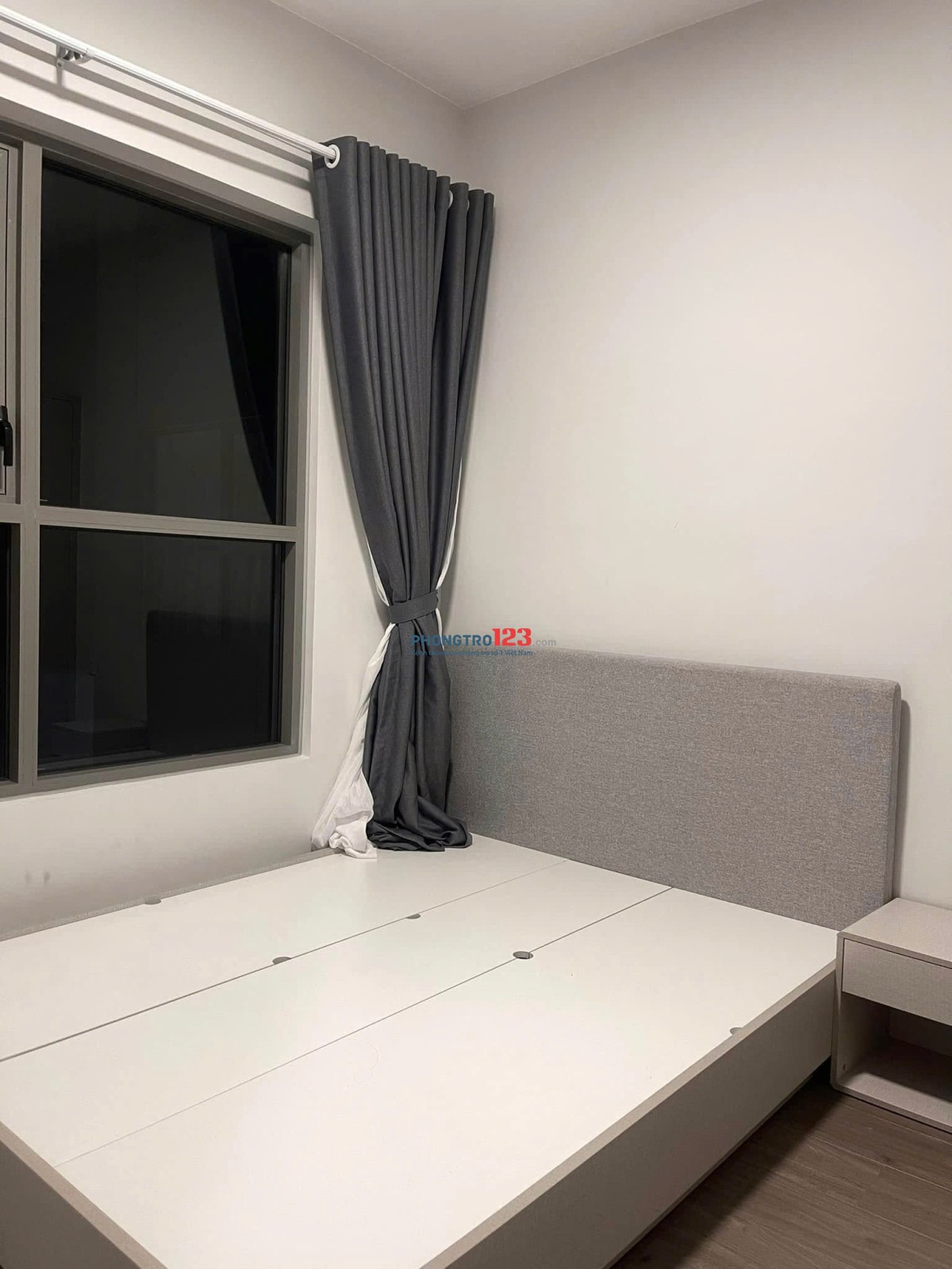 Chung cư Bảy Hiền cho thuê 3p ngủ- NTCC-96m2 giá 14tr/tháng
