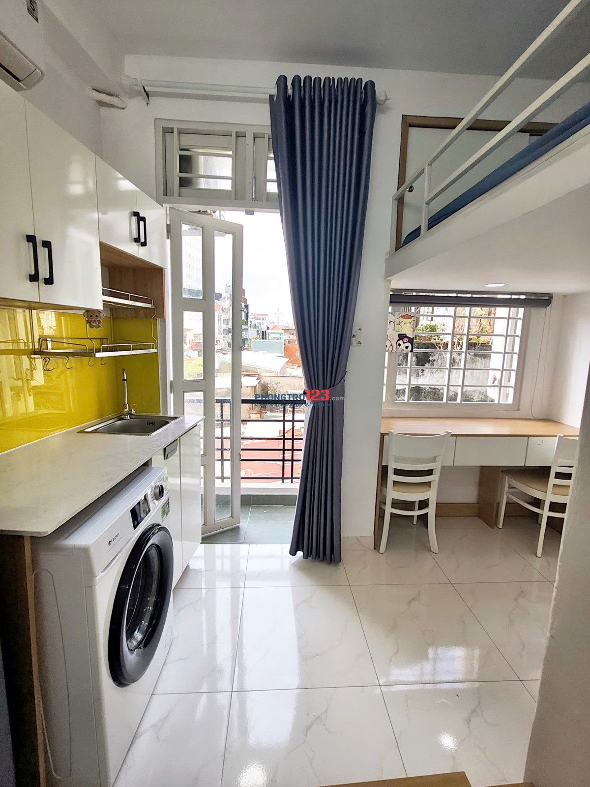 Cho thuê phòng gác lửng, ban công & cửa sổ trời, máy giặt riêng – Bình Thạnh gần Q1 & Hàng Xanh