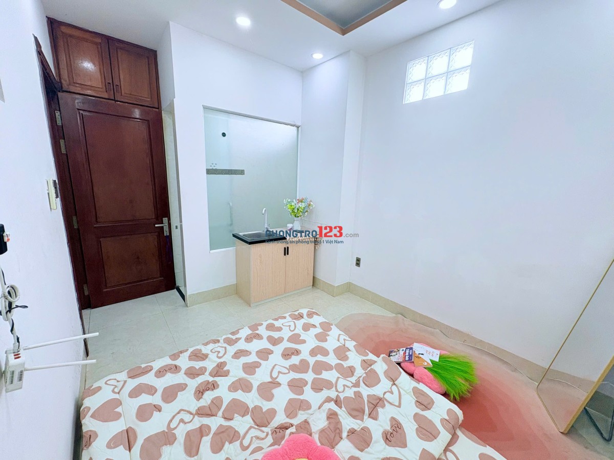 PHÒNG 30M2 CỬA SỔ NGUYỄN THƯỢNG HIỀN BÌNH THẠNH GẦN CHỢ BÀ CHIỂU, THUẬN TIỆN ĐI Q1, Q3, Q. PHÚ NHUẬN