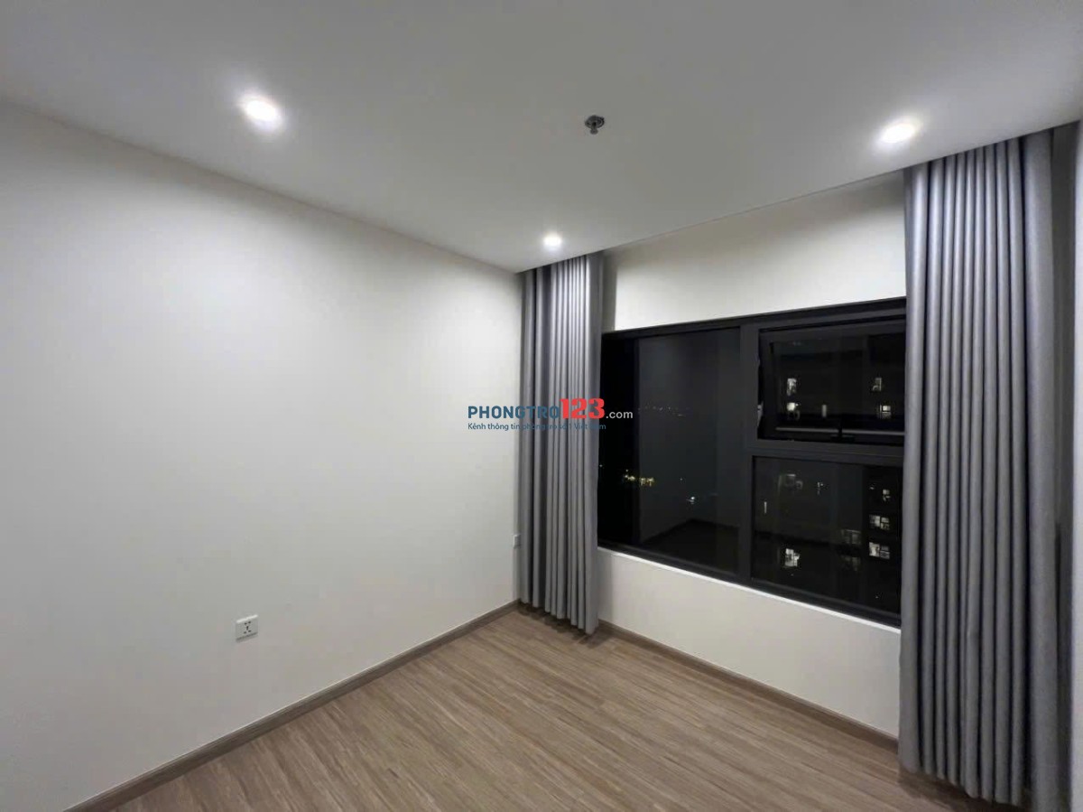 Cần cho thuê căn hộ Oriental Plaza - Âu Cơ có 3PN 103m2, ko Nội Thất Giá 13 Tr/th