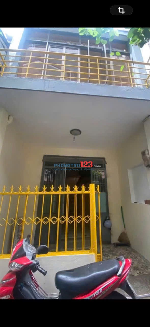 Nhà 1 lầu-2p ngủ hẻm 281 Lý Thường Kiệt, Phú Thọ giá 9tr/tháng