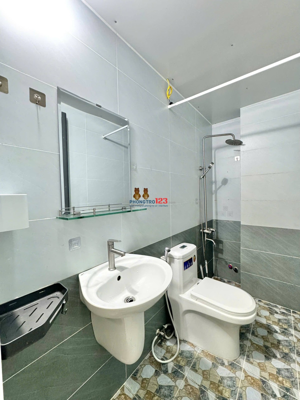 STUDIO FULL NỘI THẤT CỬA SỔ LỚN TẠI CÁCH MẠNG THÁNG 8, GẦN CÔNG VIÊN LÊ THỊ RIÊNG