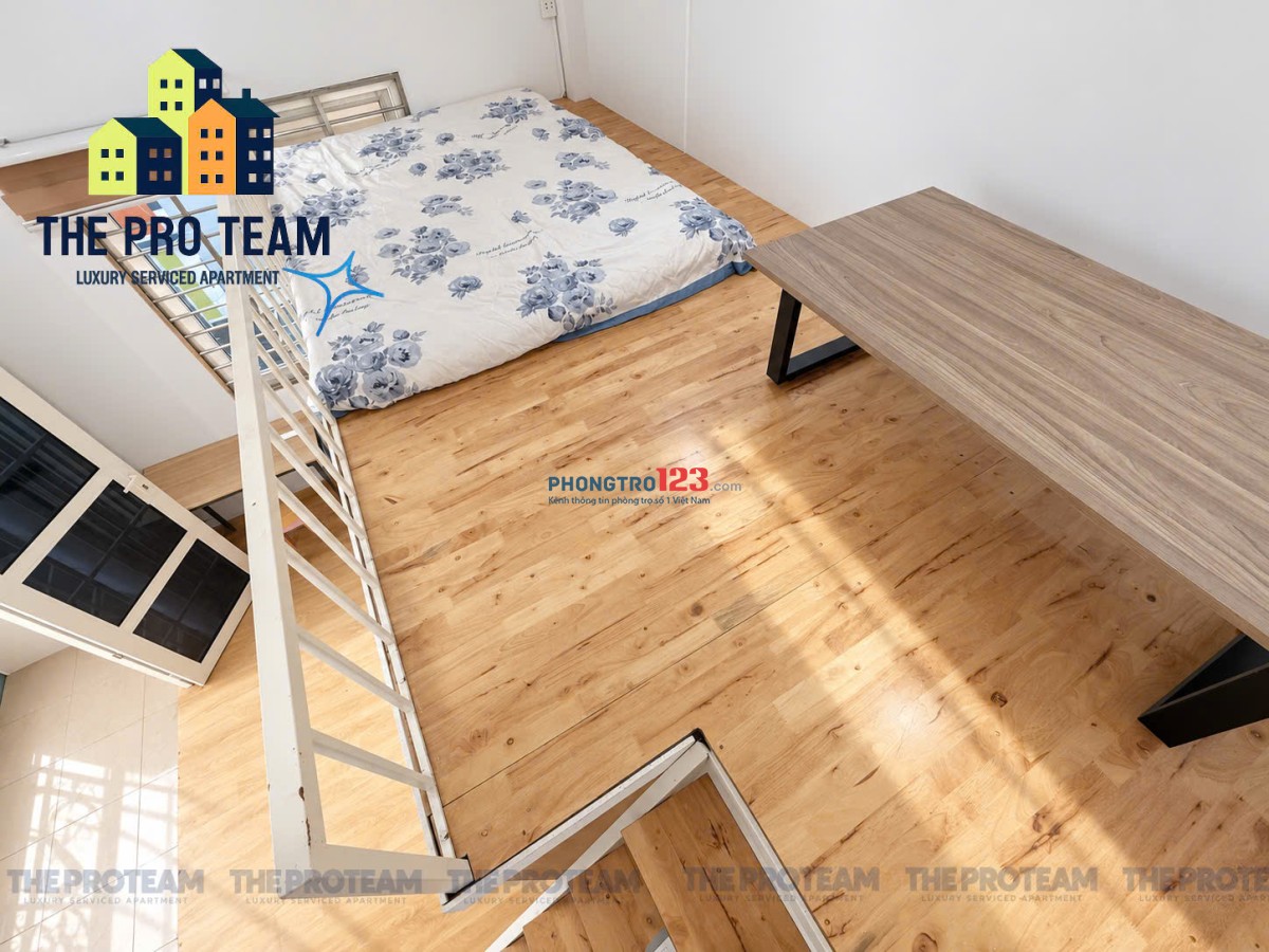 Cho thuê phòng gác tách bếp, ban công lớn, Xô Viết Nghệ Tĩnh, Bình Thạnh gần UEF, FTU, UTH, giáp Q1