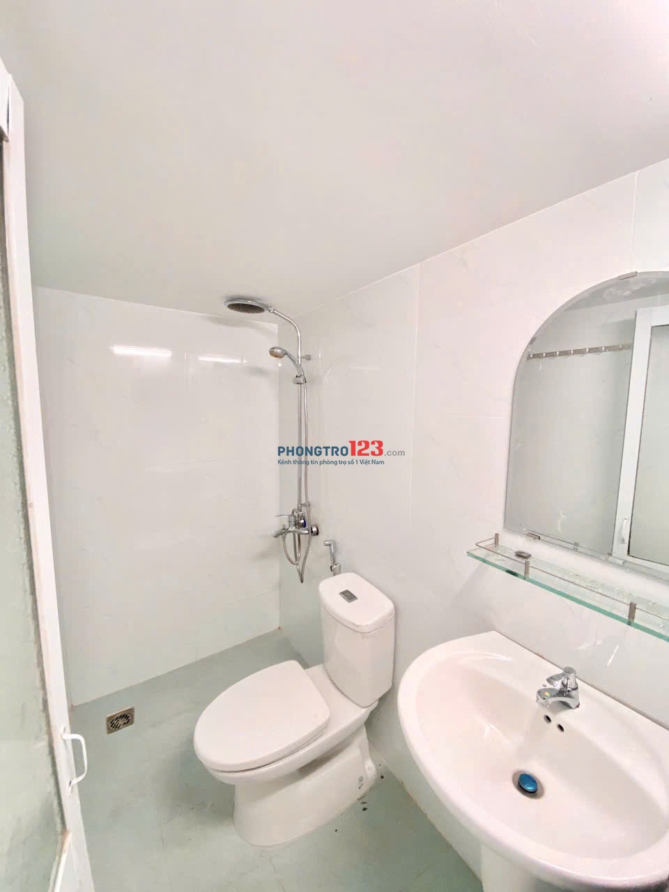 CHO THUÊ PHÒNG TRỌ DUPLEX - CÓ MÁY LẠNH
