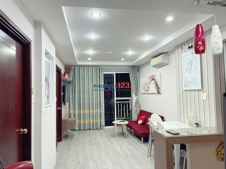 Cần cho thuê Cao Ốc Đặng Văn Ngữ có ban công, đầy đủ nội thất 87m2, 2pn giá 14 tr/th