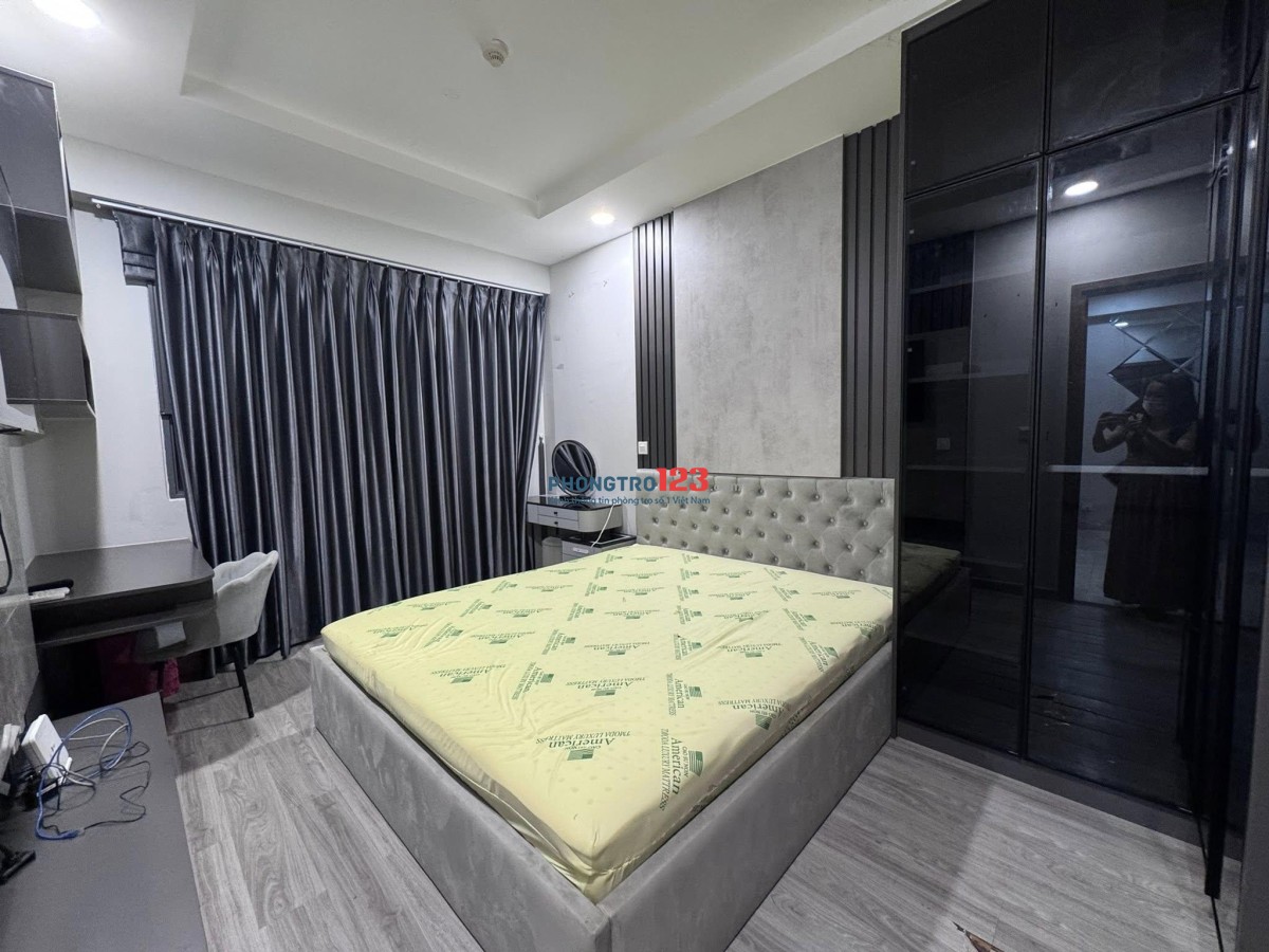 Căn hộ cao cấp 2p ngủ có ban công -Central Plaza giá 16tr/tháng.